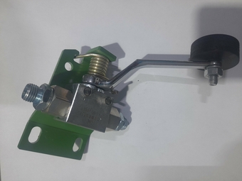 911410.AE Кран гидравлический правый