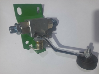 911411.AE Кран гидравлический левый